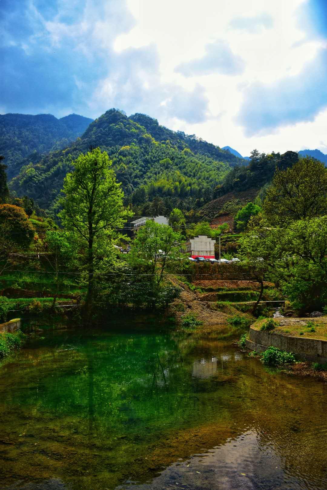 最新中文有码,最新中文有码，探索自然美景的旅行，寻找内心的平和之地