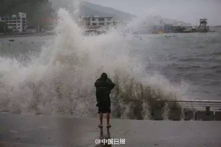 深圳台风最新情况,深圳台风最新情况，一场探索自然美景的旅行，寻找内心的宁静