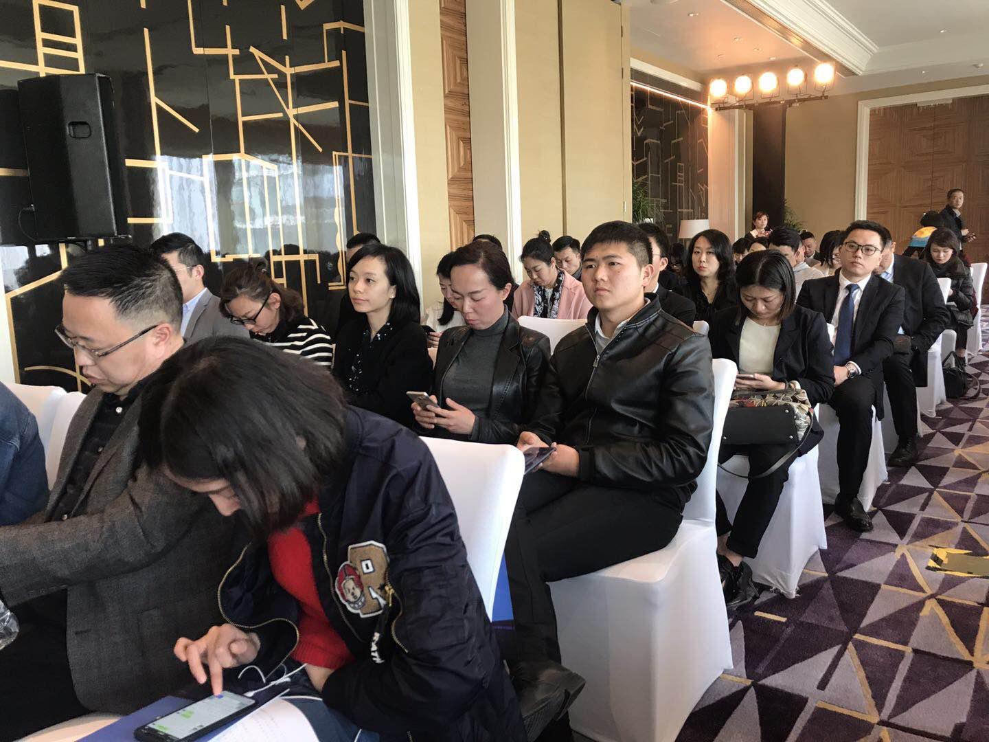 成都兴城队新动态，学习变化铸就自信，成就辉煌未来之路