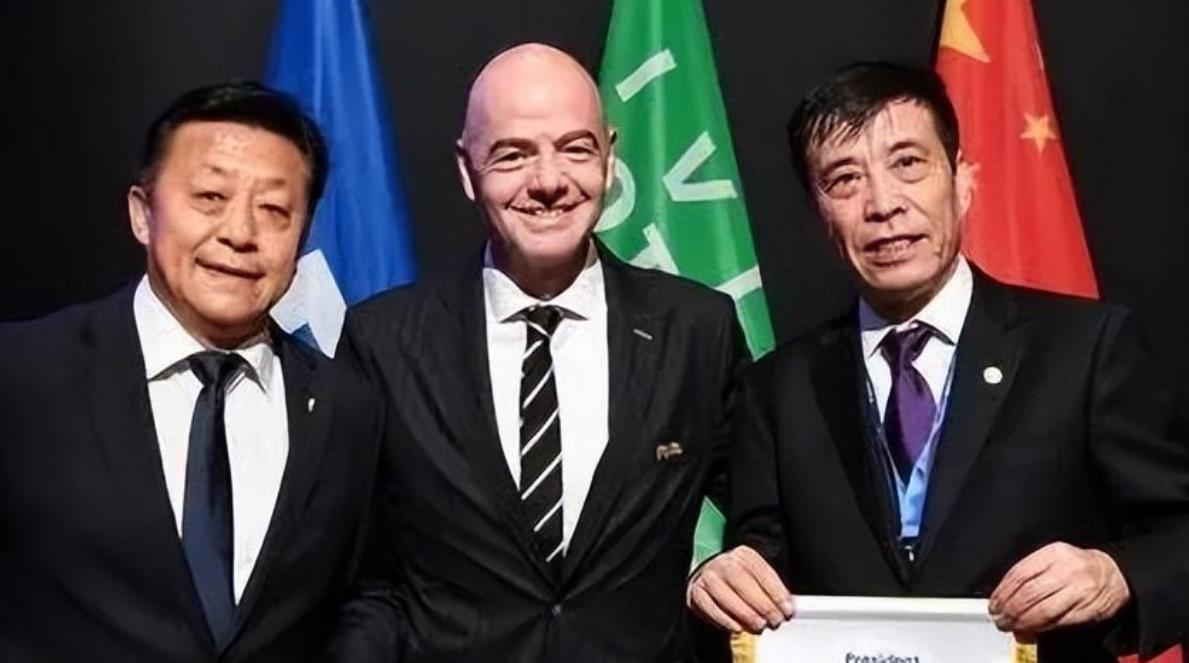 全球最新足球资讯大汇总，动态一网打尽！