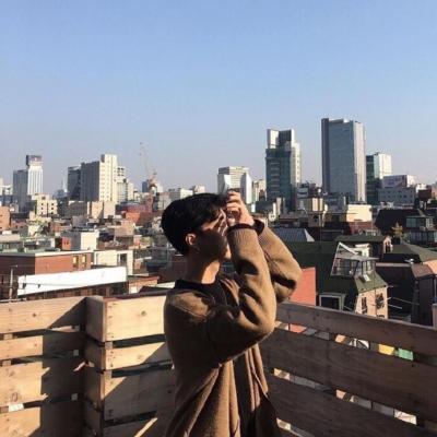 2017男生头像最新版，时尚与友情的轻松日常风采